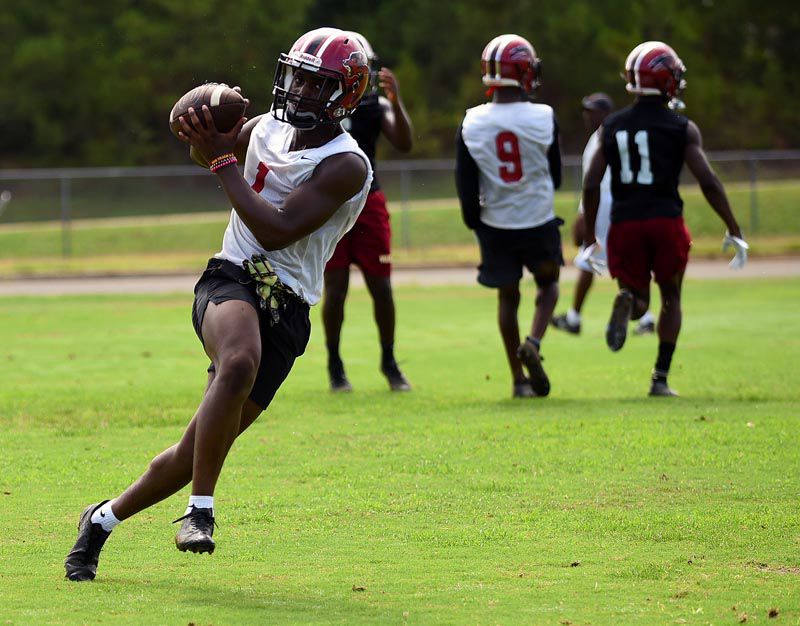 Dothan High Wolves begin football practice